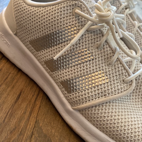 Adidas Cloudfoam Running Shoes - Picture 2 of 8